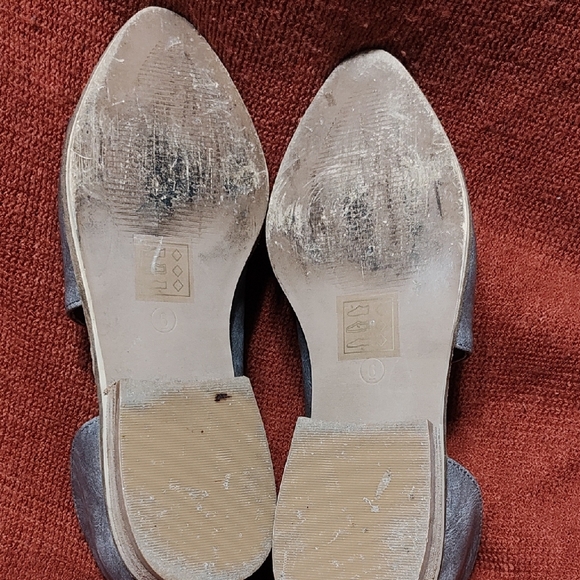 Beast Fashion Gray Flats pointed toe size 6 - Picture 4 of 7